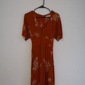 womens Mod Ref brand brick red/orange/embroidered floral pattern button up sz M